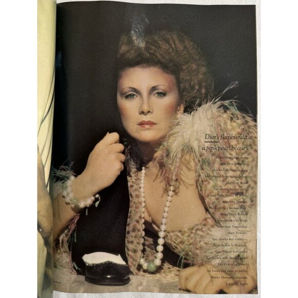BRITISH VOGUE - March 1975 - Picture 13 of 16